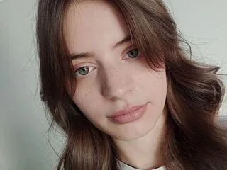 SerenaWempa cam model - 18 year old - photo 1