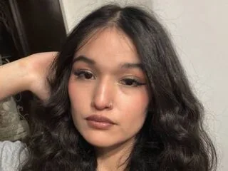 SorayaBenezra cam model - 18 year old - photo 1