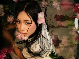 SukiiStark cam model - black hair - photo 3