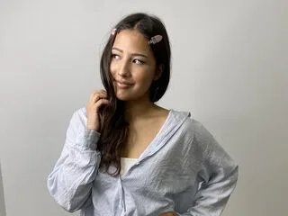 SuzannHedtke cam model - 18 year old - photo 1