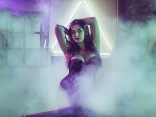 SuzyAmaya cam model - 33 year old - photo 1