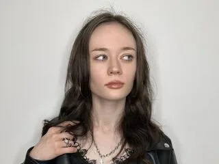 TenishaSeebold cam model - 18 year old - photo 1