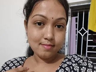 TrishaSaha cam model - 20 year old - photo 1