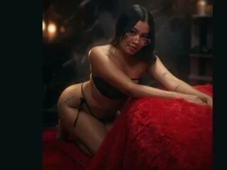ValerieThonsom cam model - black hair - photo 3