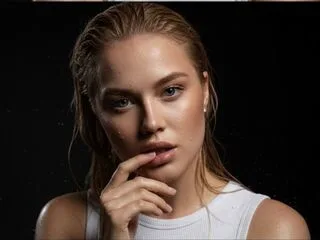 ValyMorgan cam model - 25 year old - photo 1