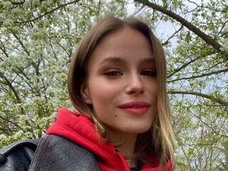 VeronaBrucker cam model - 19 year old - photo 1