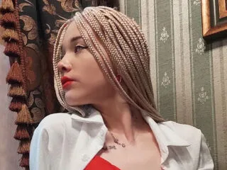 VikkiCominsky cam model - 20 year old - photo 1