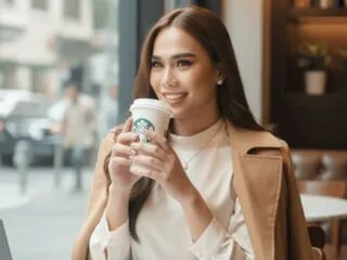 YvanaRhoades cam model - 29 year old - photo 1