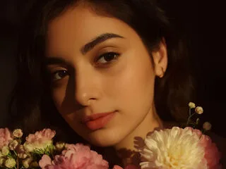 ZaylaAmin cam model - 24 year old - photo 1